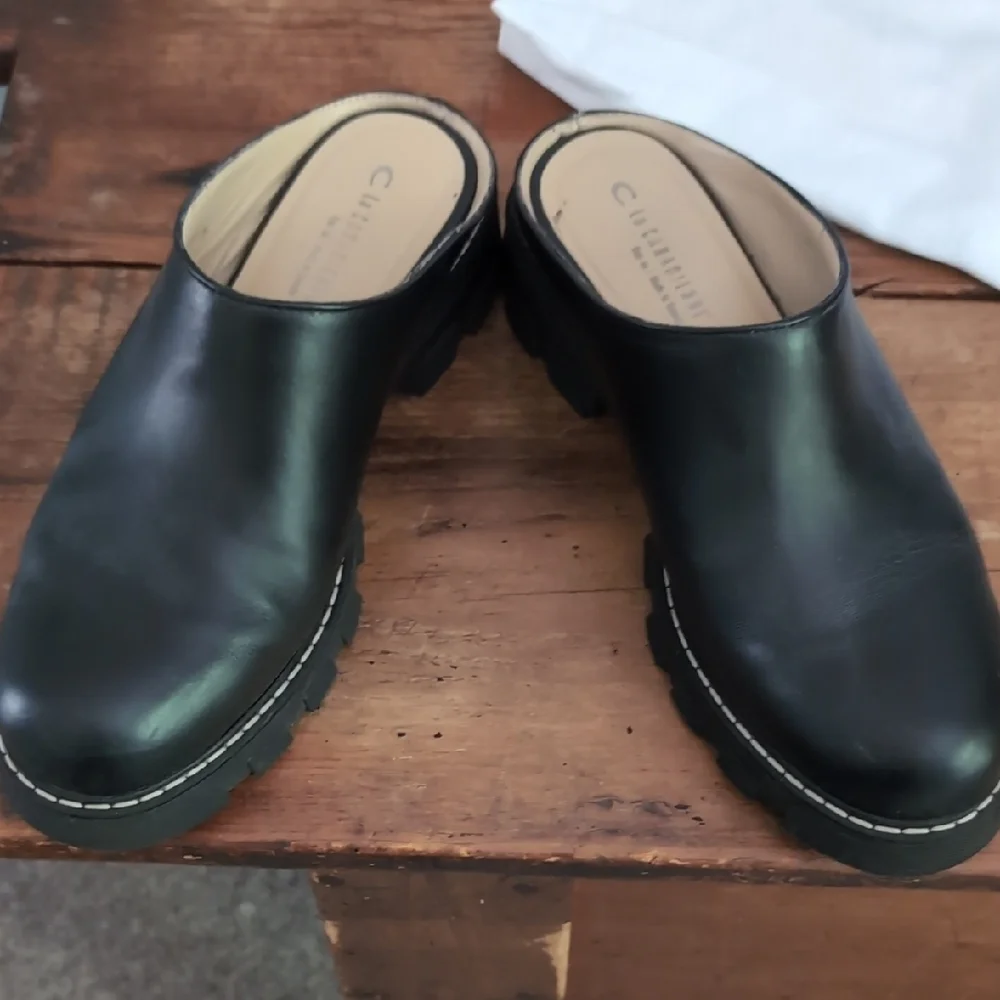La Canadienne Black Leather Mules - Picture 2 of 4